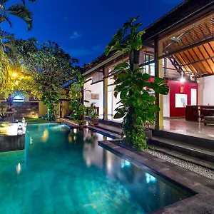 https://villa-taksu-legian.ubudhotelsnow.com
